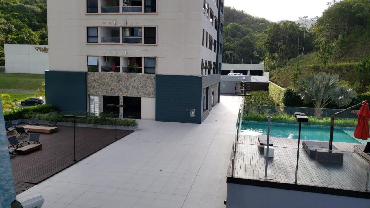 Appartamento Loft Praia Brava - Itajai Camboriu Piscina E Playground Esterno foto